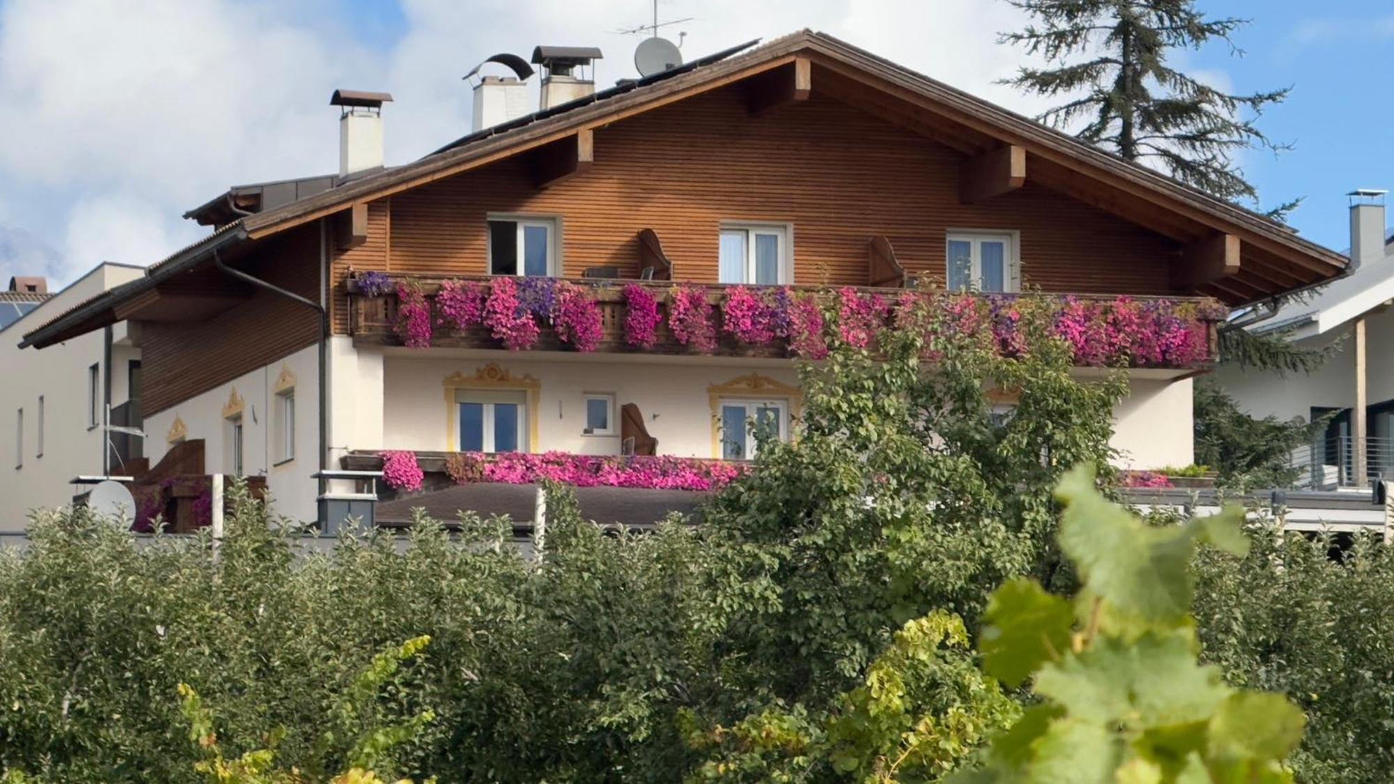 Tirolerhof Pension Natz-Schabs Exterior photo